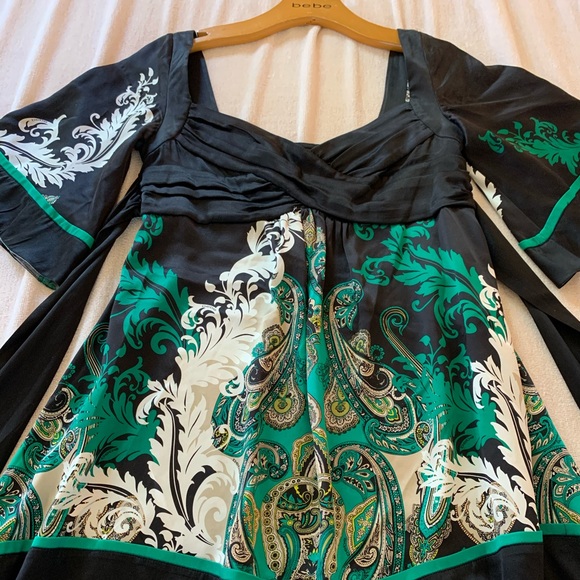 bebe Dresses & Skirts - bebe 100% silk, black and green Kimono Dress. XXS